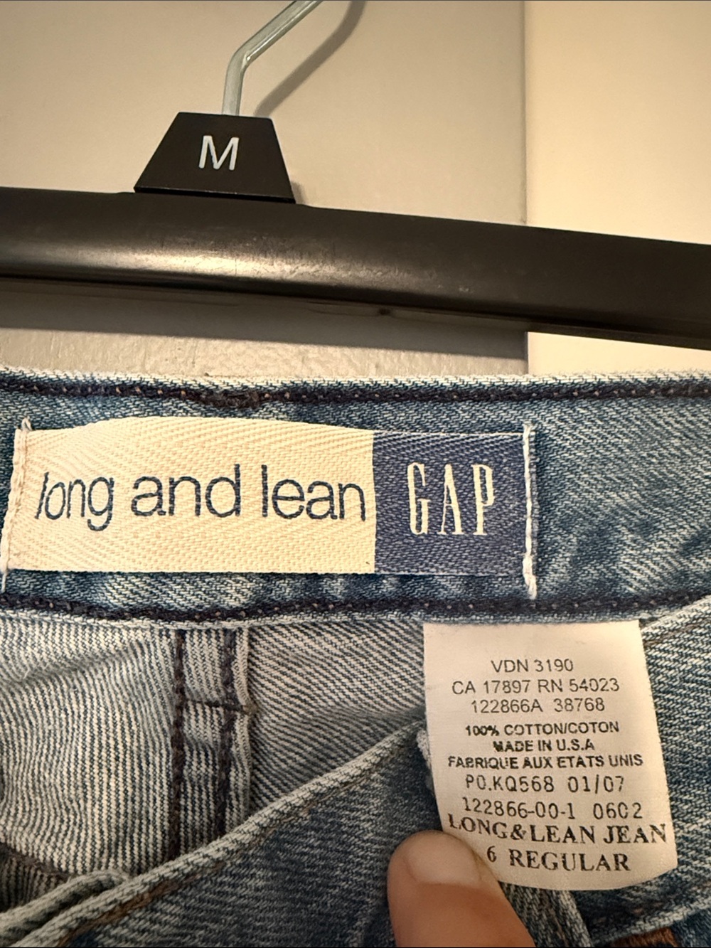 Gap Long and Lean Jeans - Picture 3 of 7